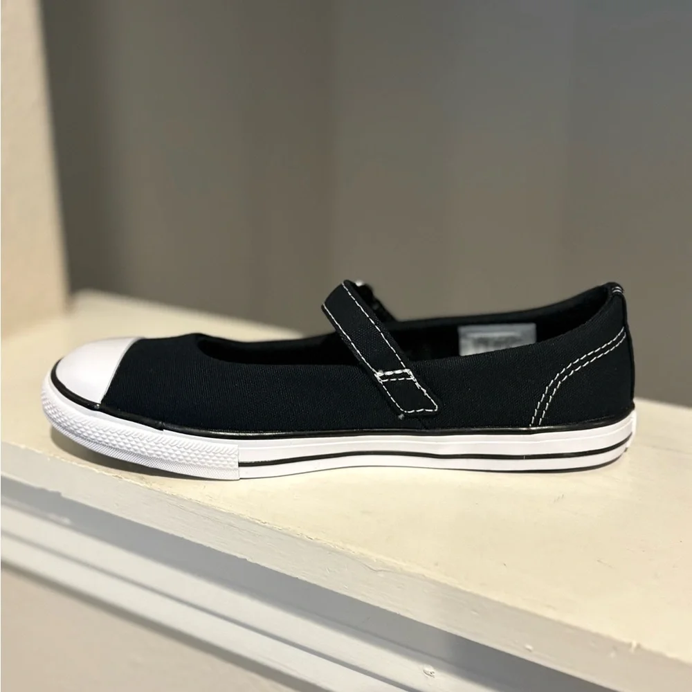 Converse CTAS Dainty Mary Jane Chuck Taylor Black White Slip On Shoes Youth 2Y